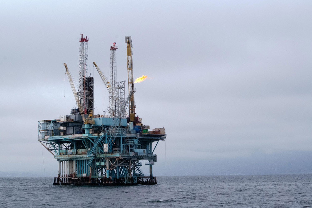 compressor-offshore-oil-engineering.jpg